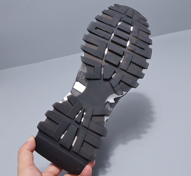 Men Comfortable Sports Sneakers